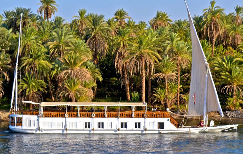 10-Day Exploration & Nile Dahabiya Experience