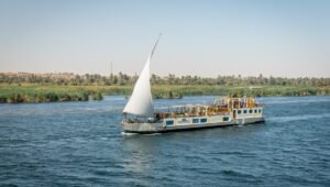 Dahabiya Adventure: 7 Days, 6 Nights Cruise from Aswan to Luxor with Dendera and Abydos