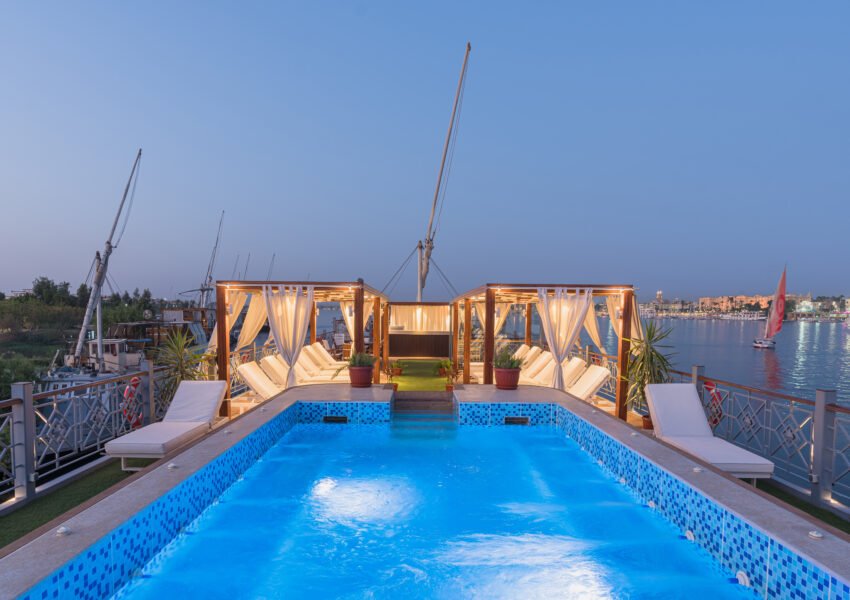 Best Luxury Egypt Tours 2025/2026 | Private Dahabiya & Nile Cruises