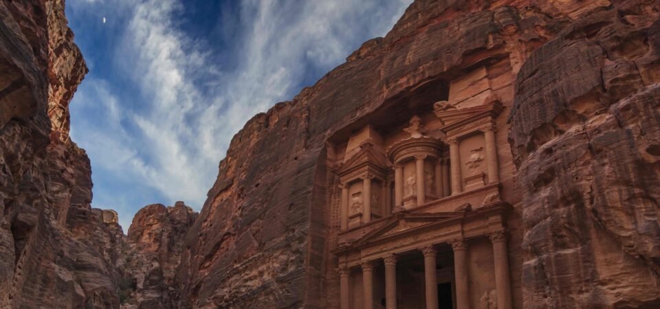 al khazneh or the treasury at petra jordan       utc x