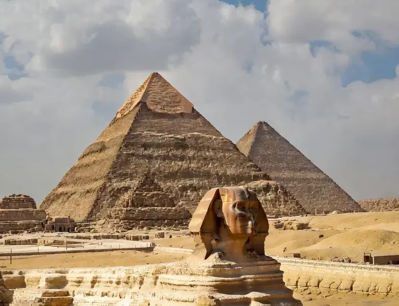 Guide to Egypt Trips to the Pyramids 2026-2027