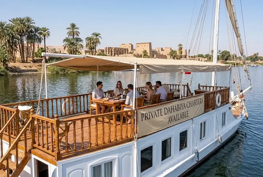 Are there Dahabiya Rental Services Available for Private Charters?