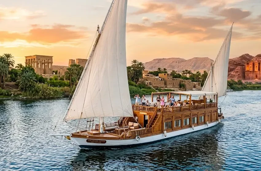Small Group Dahabiya Cruise 2027: Best Egypt & Jordan Tour Packages